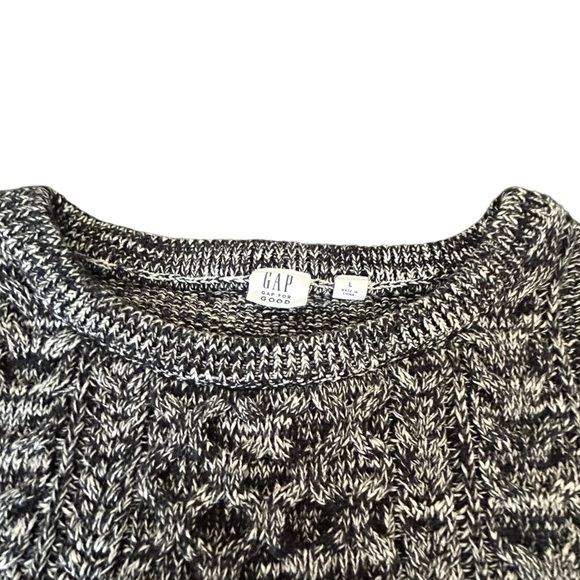 GAP Cable Knit Black & White Women’s Crew Neck Sweater • Used • Size: Large - Picture 3 of 6